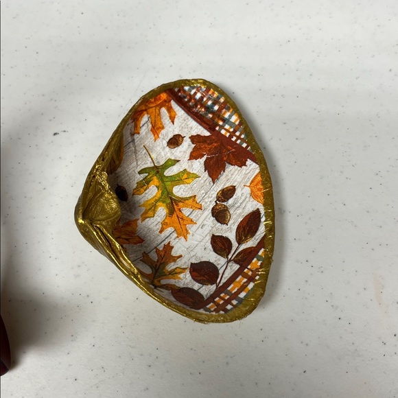 Hand Crafted Autumn Leaf Decor with Gold Accents - Picture 6 of 9